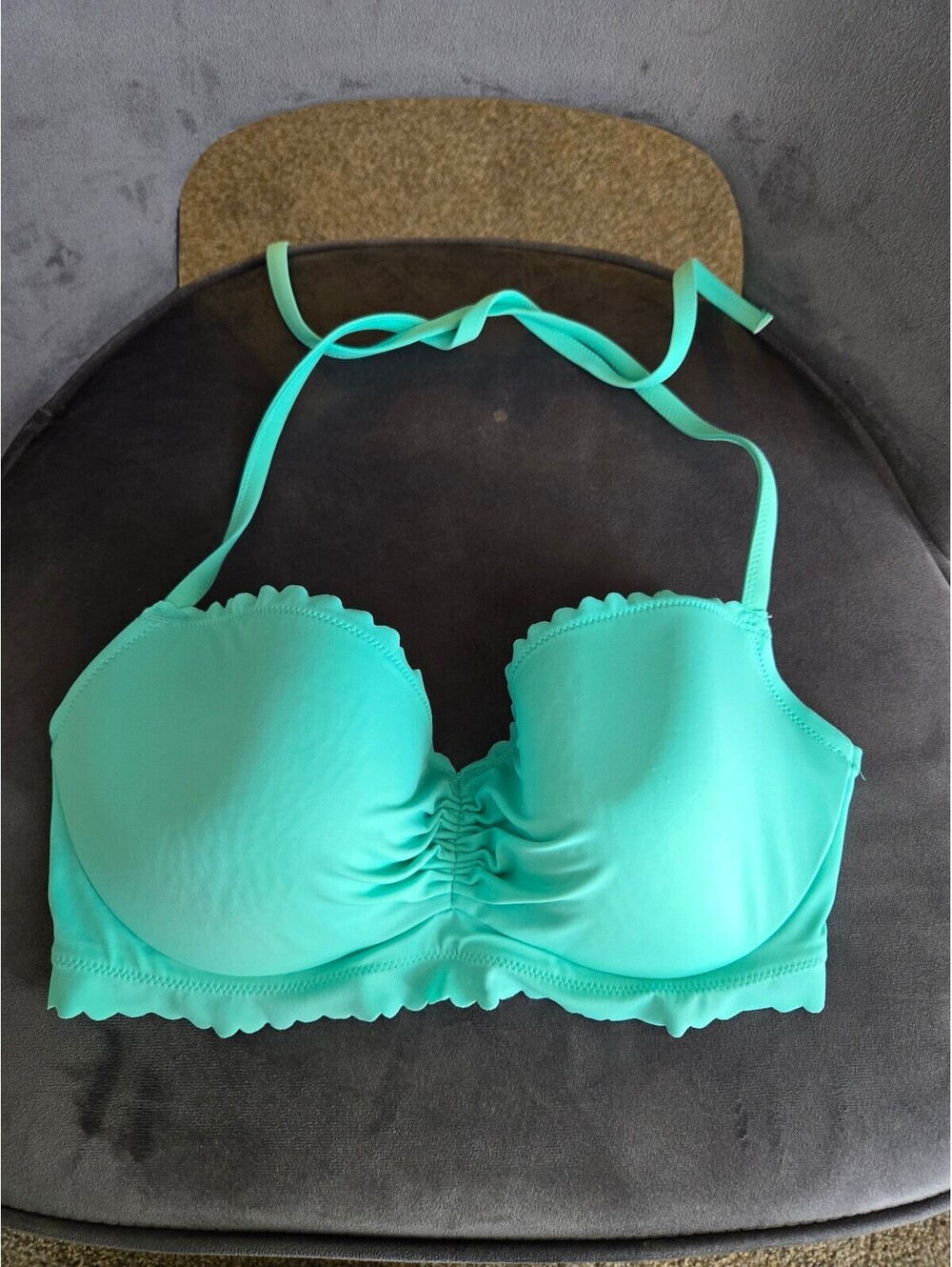 Victoria's Secret Mint Green Scalloped Underwire Bikini Top 36D